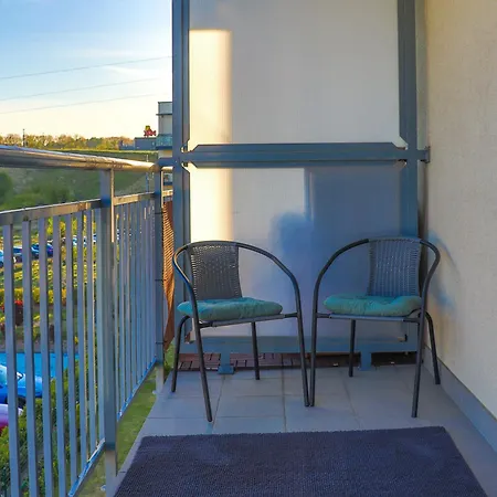 Homestay Duzy W Mieszkaniu Wspolnym Z Balkonem I Miejscem Parkingowym Dla Goscia Gdansk