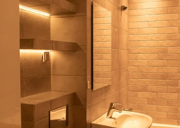 Duzy W Mieszkaniu Wspolnym Z Balkonem I Miejscem Parkingowym Homestay szállás Gdańsk